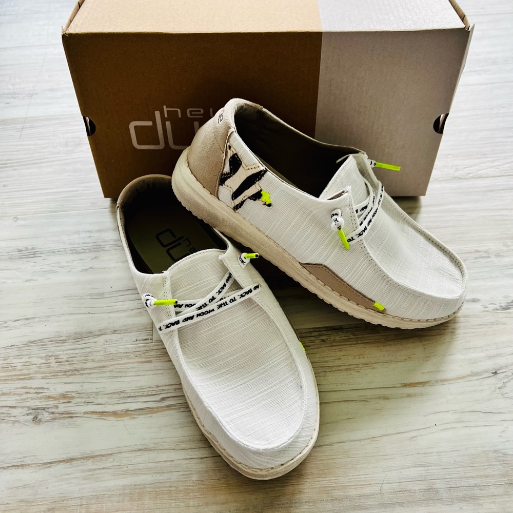Womens Hey Dude Wendy Star White Size 6